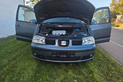 Seat Alhambra 213.443 km 4.800 € Dornstadt 89160
