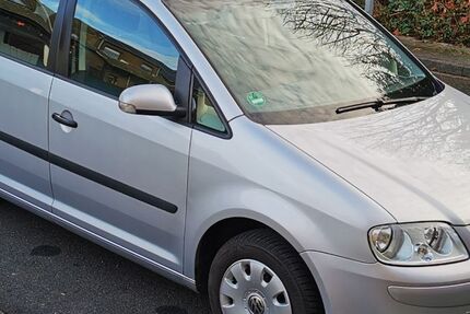 VW Touran 191.733 km 4.250 &euro; Bergheim 50126