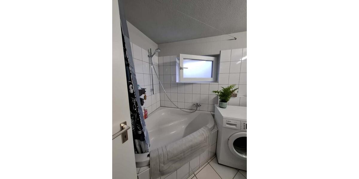 Etagenwohnung Ulm - 4 Zimmer, 134 m&sup2;, 1.500&euro; | Angebot:25414585