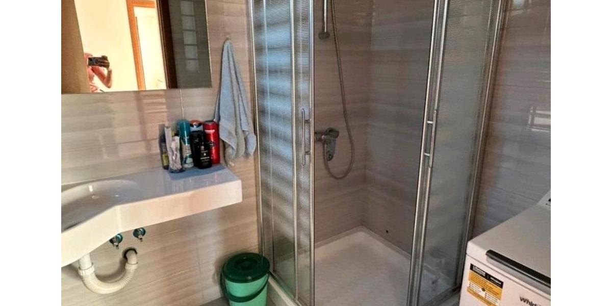Etagenwohnung Zwickau - 2 Zimmer, 82 m&sup2;, 120.000&euro; | Angebot:26618524