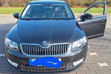 Skoda Octavia 111.000 km 9.500 &euro; Weilerswist 53919