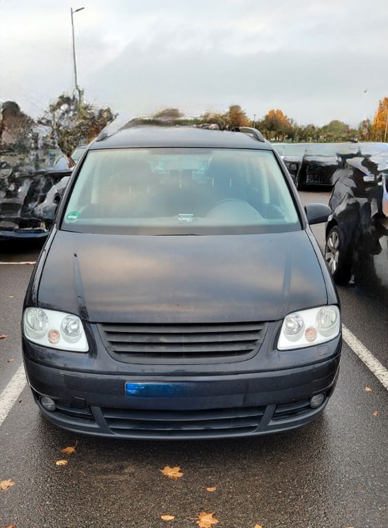 VW Touran 93.000 km 3.650 € Glebitzsch 06794