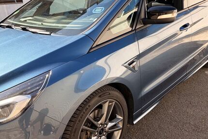 Ford S-Max 110.000 km 20.400 &euro; Düsseldorf 40215