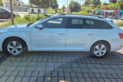 Skoda Superb 159.917 km 12.399 &euro; Kabelsketal OT Osmünde 06184