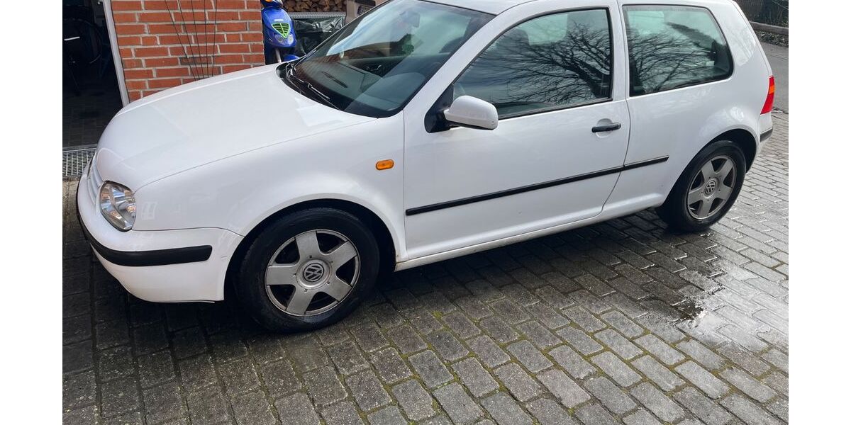 VW Golf 199.000 km 800 &euro; Wahrenholz 29399