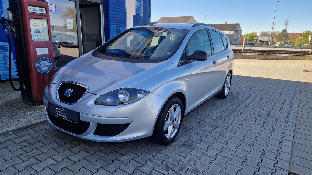 Seat Altea 182.000 km 3.399 &euro; Paderborn 33104