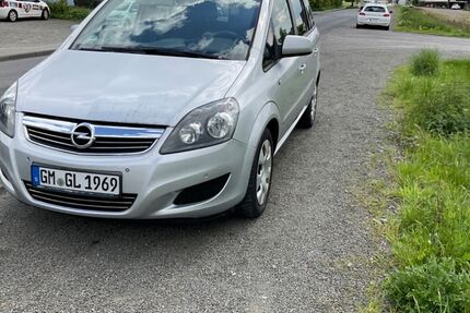 Opel Zafira 145.000 km 5.999 &euro; Waldbröl 51545