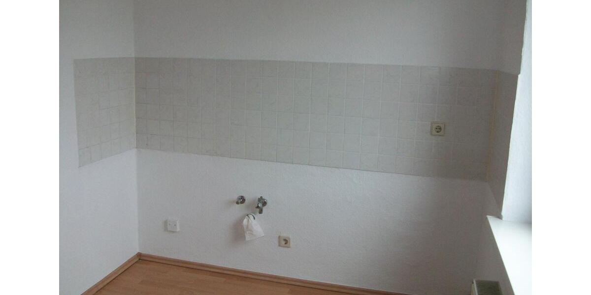 Etagenwohnung Riesa - 4 Zimmer, 77 m&sup2;, 78.540&euro; | Angebot:26926895