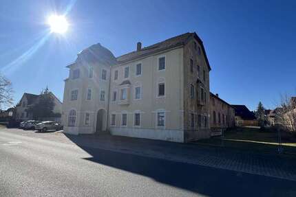 Haus Grimma OT Großbothen Großbothen - 40 Zimmer, 2.400 m&sup2;, 795.000&euro; | Angebot:25645369