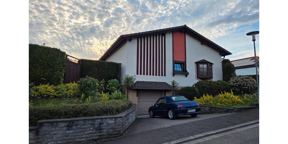 Einfamilienhaus Blieskastel - 5 Zimmer, 136 m&sup2;, 419.000&euro; | Angebot:26381556