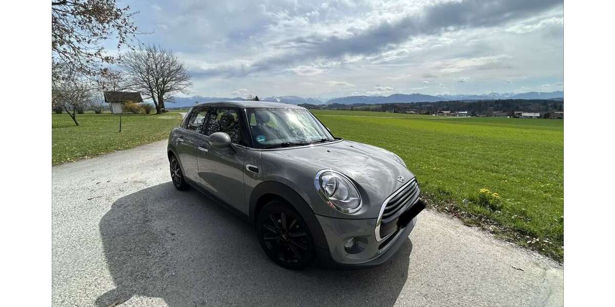 Mini Cooper 124.600 km 13.500 &euro; Oberhausen 82386