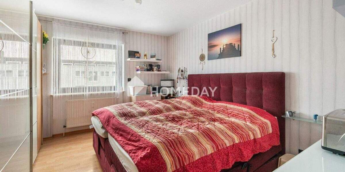 Etagenwohnung Taunusstein-Hahn Hahn - 2 Zimmer, 77 m&sup2;, 229.900&euro; | Angebot:24810491