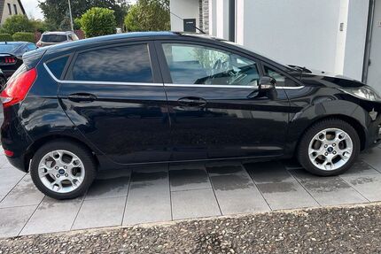 Ford Fiesta 242.657 km 2.700 &euro; Köln 50997