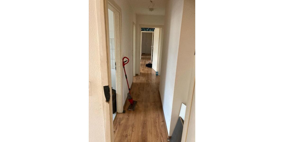 Etagenwohnung Magdeburg Leipziger Straße - 3 Zimmer, 77 m&sup2;, 100.000&euro; | Angebot:27456322