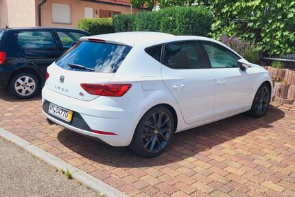 Seat Leon 101.821 km 18.500 &euro; Wallhausen 74599