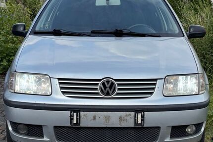 VW Polo 253.000 km 980 &euro; Mörlen 57583