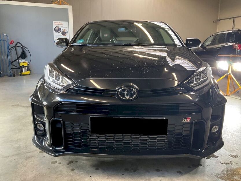 Toyota Yaris 47.600 km 22.990 € Munchen 80799