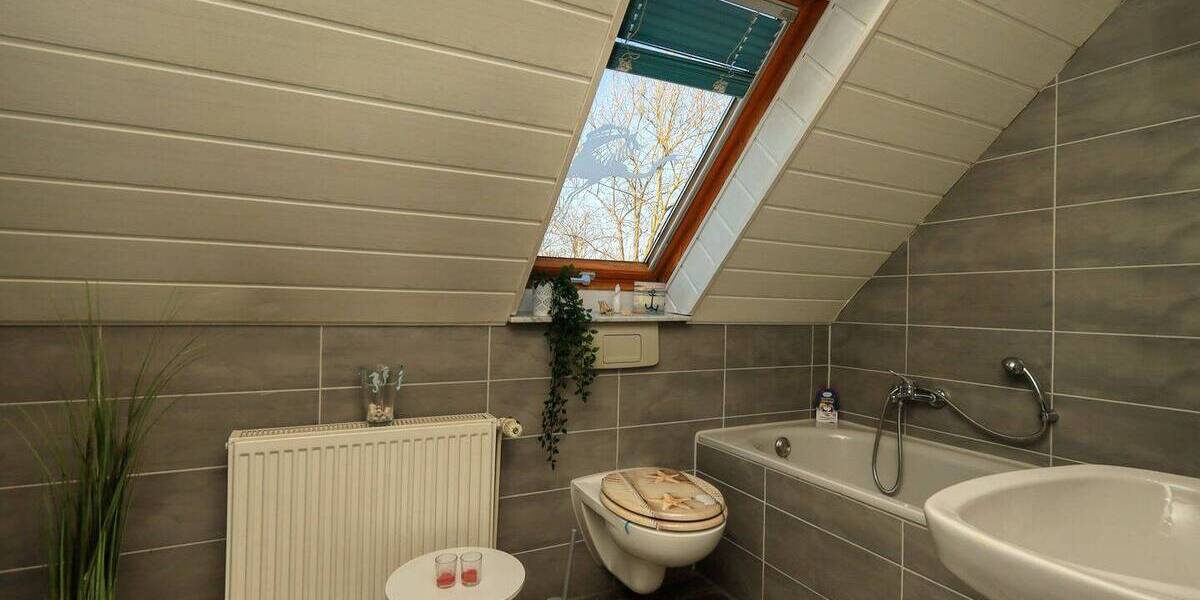 Mehrfamilienhaus, Wohnhaus Loxstedt Büttel - 5 Zimmer, 150 m&sup2;, 199.000&euro; | Angebot:26346013