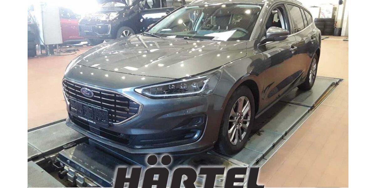 Ford Focus 49.600 km 19.800 &euro; Osnabrück 49084