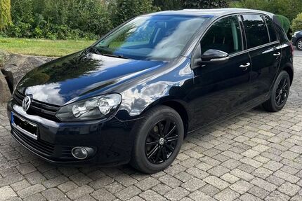 VW Golf 115.000 km 7.200 &euro; Breitscheid 35767