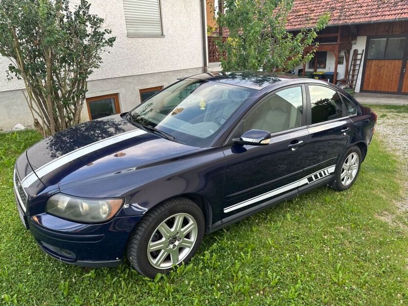 S40