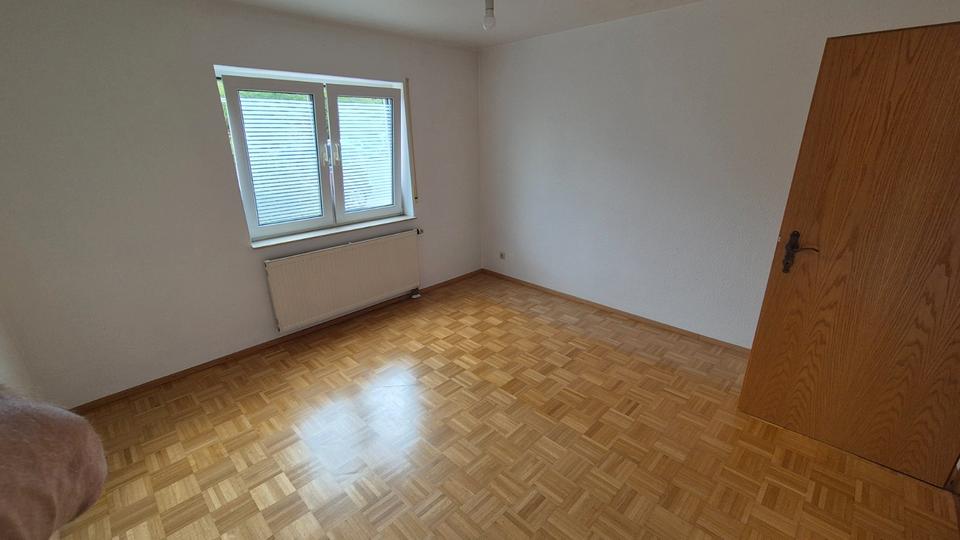 Etagenwohnung Adelsheim - 3.5 Zimmer, 79 m&sup2;, 699&euro; | Angebot:26322332