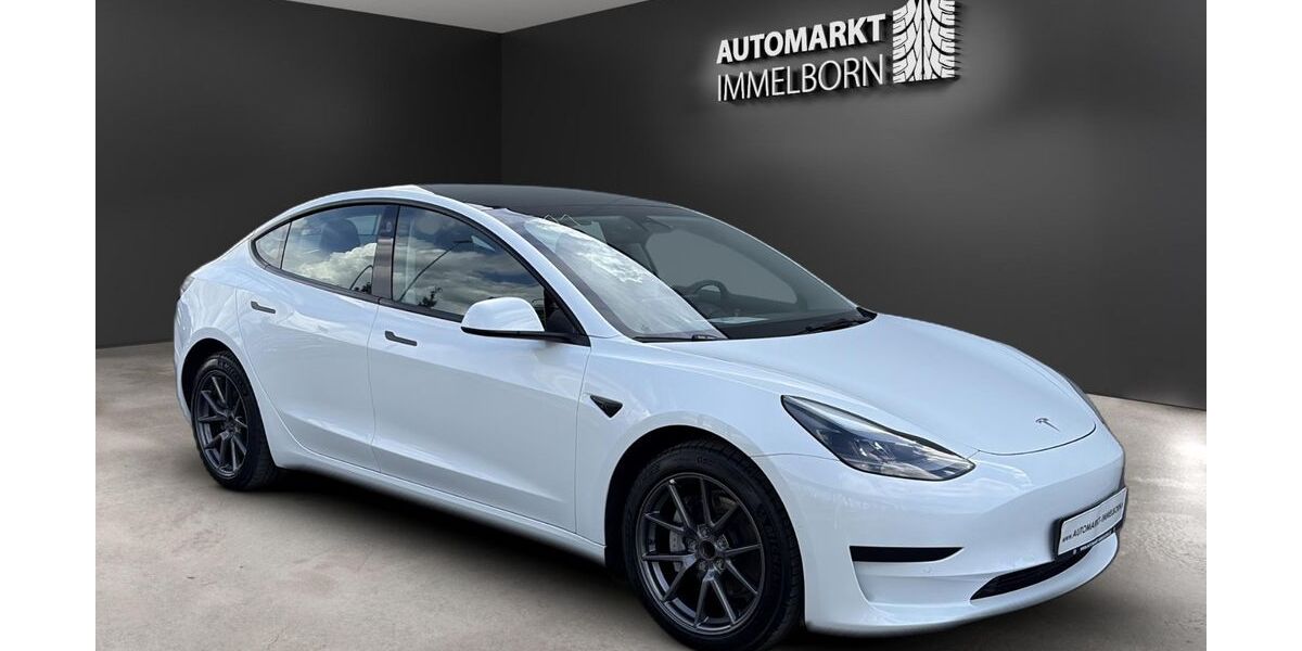 Tesla Model 3 55.333 km 27.180 &euro; Barchfeld - Immelborn 36456