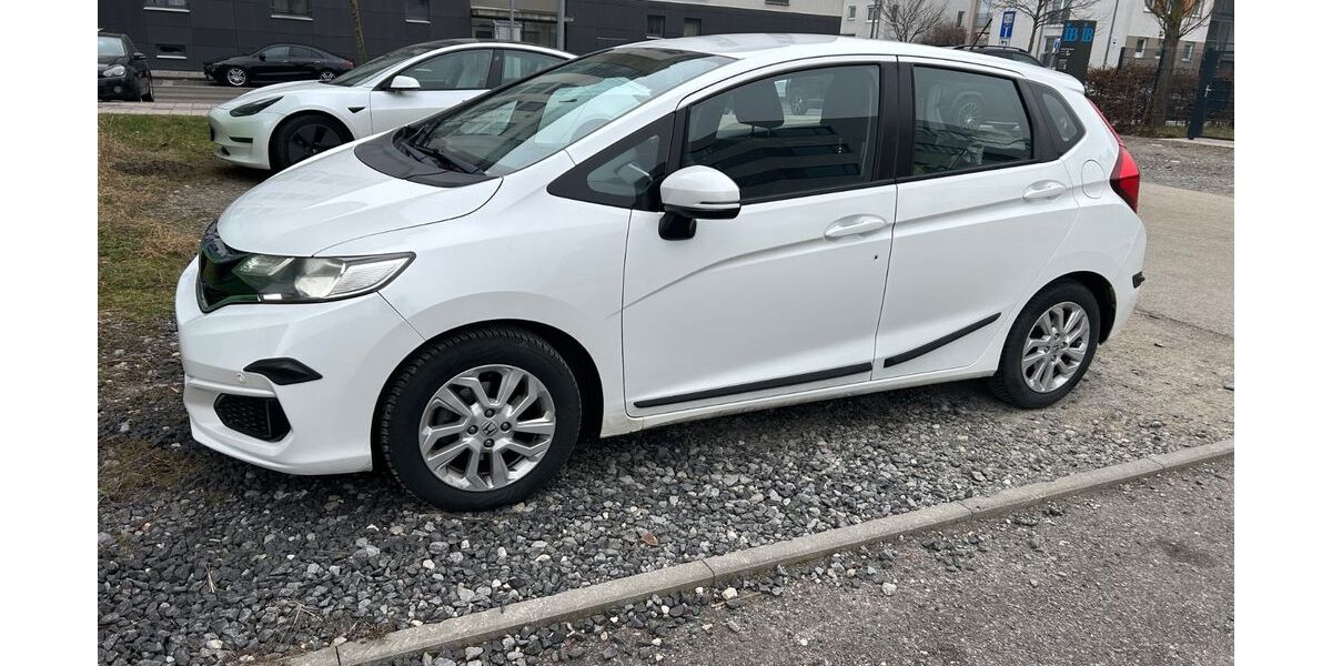 Honda Jazz 40.000 km 15.350 &euro; Sindelfingen 71067