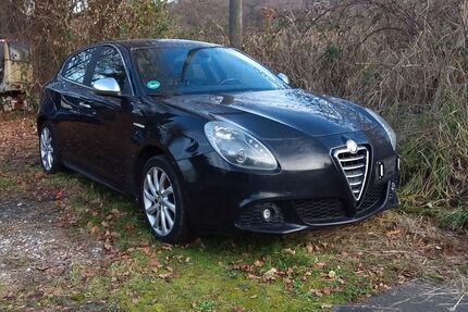 Alfa Romeo Giulietta 288.500 km 2.350 &euro; Königswinter 53604