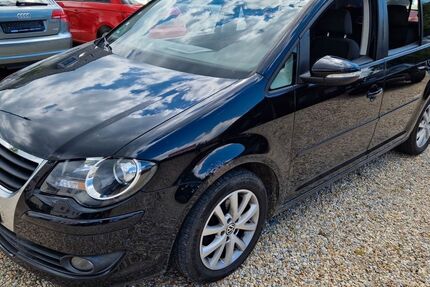 VW Touran 148.000 km 5.450 € Deggendorf 94469