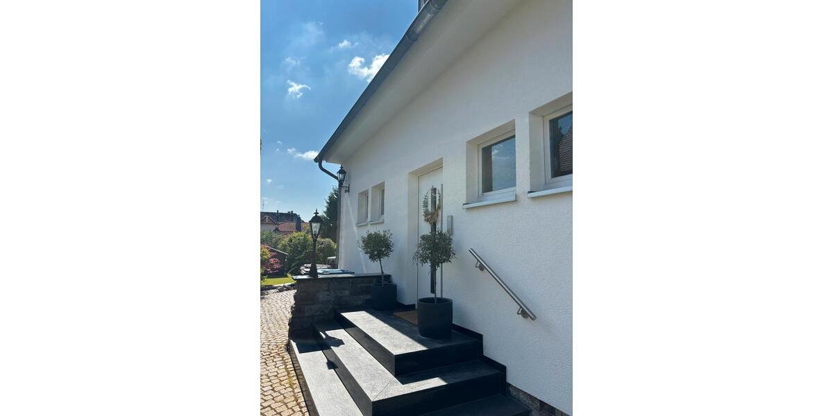 Einfamilienhaus Limburg an der Lahn - 7 Zimmer, 234 m&sup2;, 1.070.000&euro; | Angebot:27029287