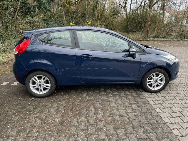 Ford Fiesta 77.000 km 8.800 &euro; Langenselbold 63505