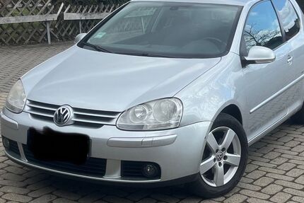VW Golf 192.000 km 2.999 &euro; Herzberg am Harz 37412