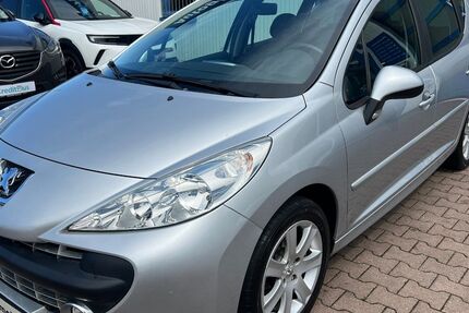 Peugeot 207 96.890 km 3.900 &euro; Mühlhausen 99974