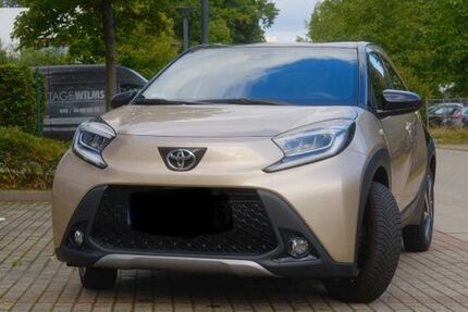 Toyota Aygo (X) 58.000 km 15.700 &euro; Hamburg 22589
