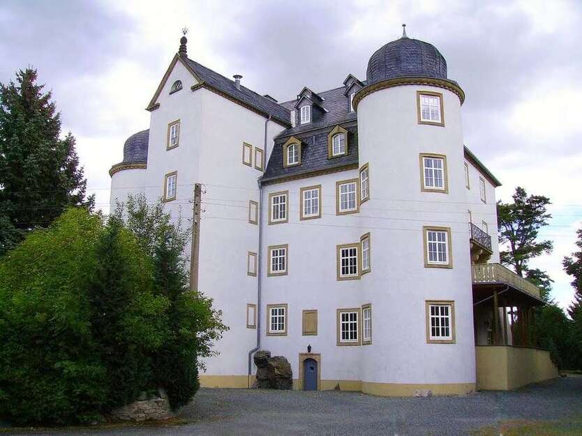 Wohnung zum Mieten in Weischlitz 469 € 66.19 m²