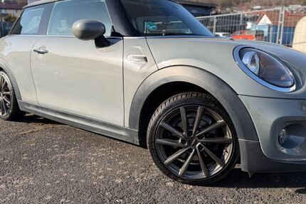 Mini ONE 93.000 km 9.700 &euro; wächtersbach 63607