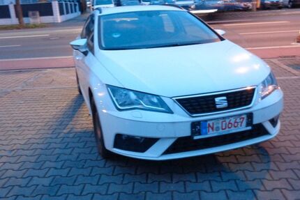 Seat Leon 107.000 km 10.990 &euro; Nürnberg 90431