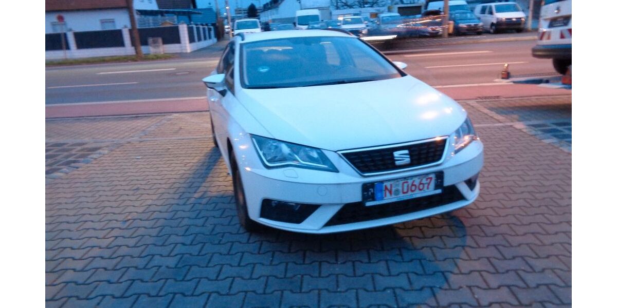 Seat Leon 107.000 km 10.990 &euro; Nürnberg 90431