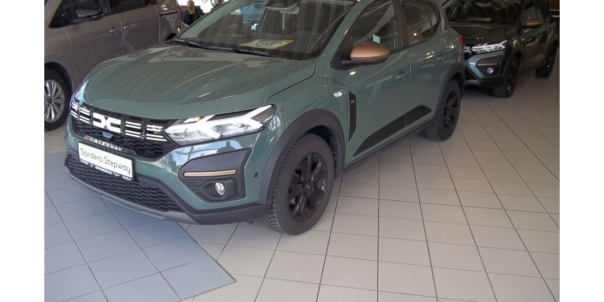 Dacia Sandero 16.787 km 17.790 &euro; Ilmenau 98694