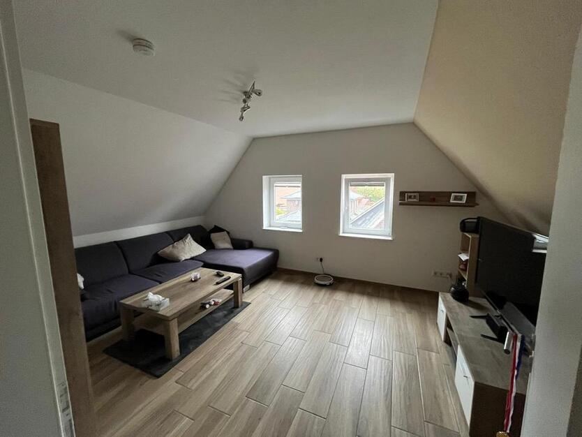 Eine schöne Dachgeschosswohnung in Holdorf zimmer
