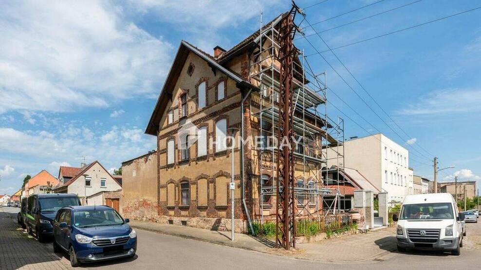 Altbau trifft Zukunft - Sanierungsbedürftiges Mehrfamilienhaus mit 3 Wohneinheiten