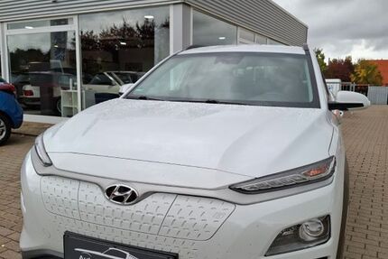 Hyundai KONA 58.930 km 19.900 &euro; Aschersleben 06449