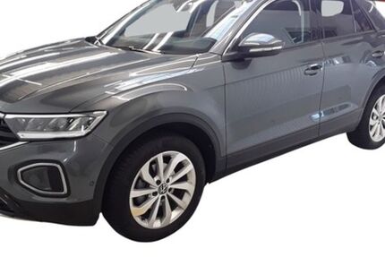 VW T-Roc 7.445 km 21.630 &euro; Mainburg 84048