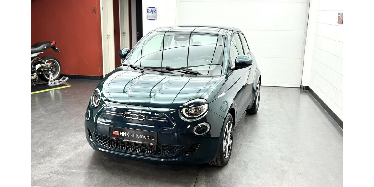 Fiat 500e Action Carplay Android Automatik 1.Hand 26.891 km 12.820 &euro; Lich 35423