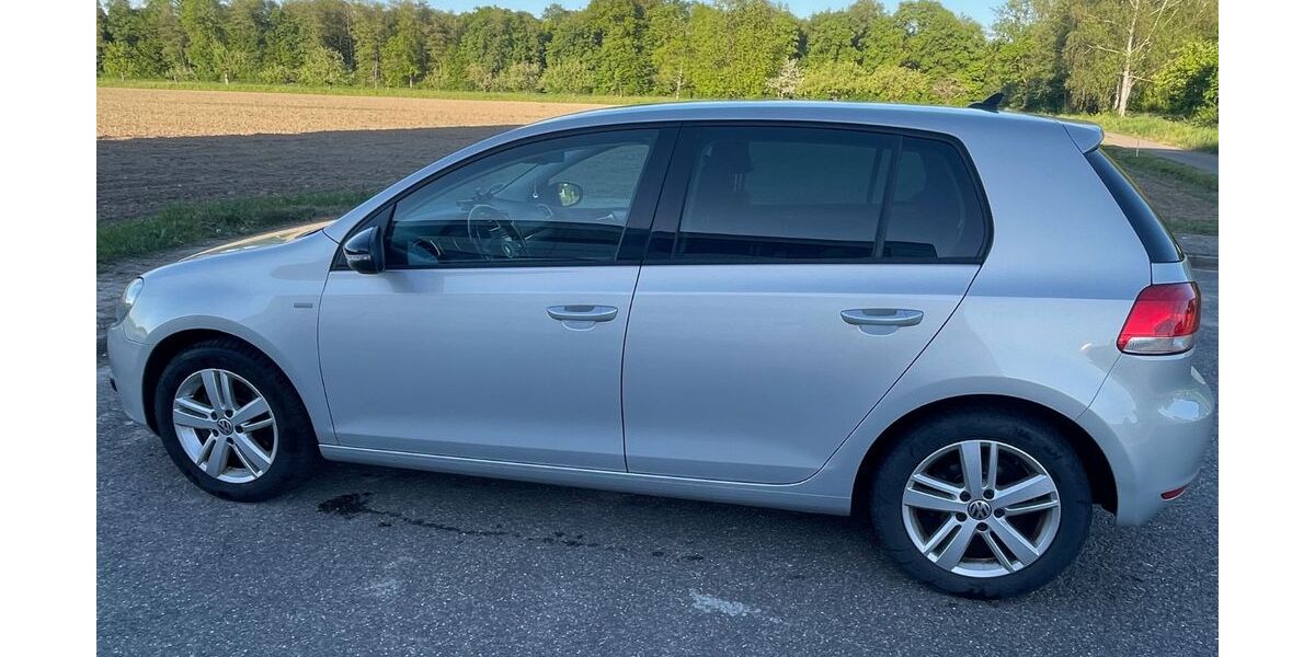 VW Golf 152.874 km 5.900 &euro; Kehl 77694