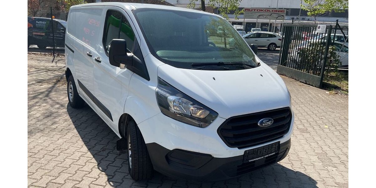Ford Transit Custom 90.000 km 9.900 &euro; Berlin 13509