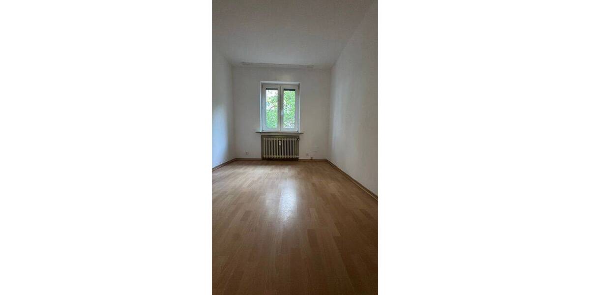 Etagenwohnung Saarbrücken Malstatt - 3 Zimmer, 74 m&sup2;, 550&euro; | Angebot:26419552