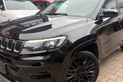 Jeep Compass 24.300 km 24.790 &euro; Ismaning 85737