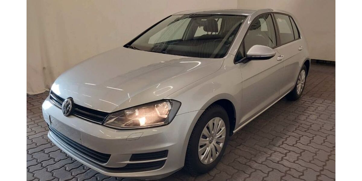 VW Golf 84.500 km 9.450 &euro; Neumünster 24536
